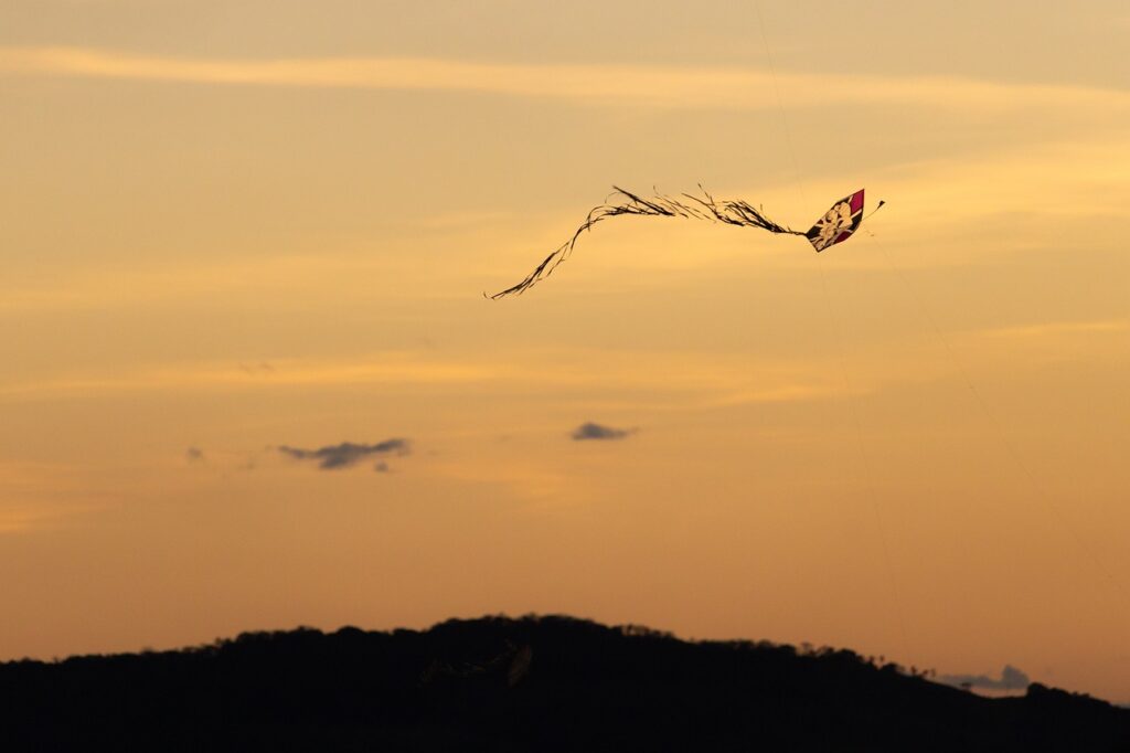 sky, orange, kite-5318000.jpg